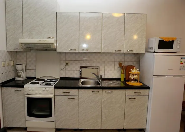 Διαμέρισμα With Parking Space - 24245 *